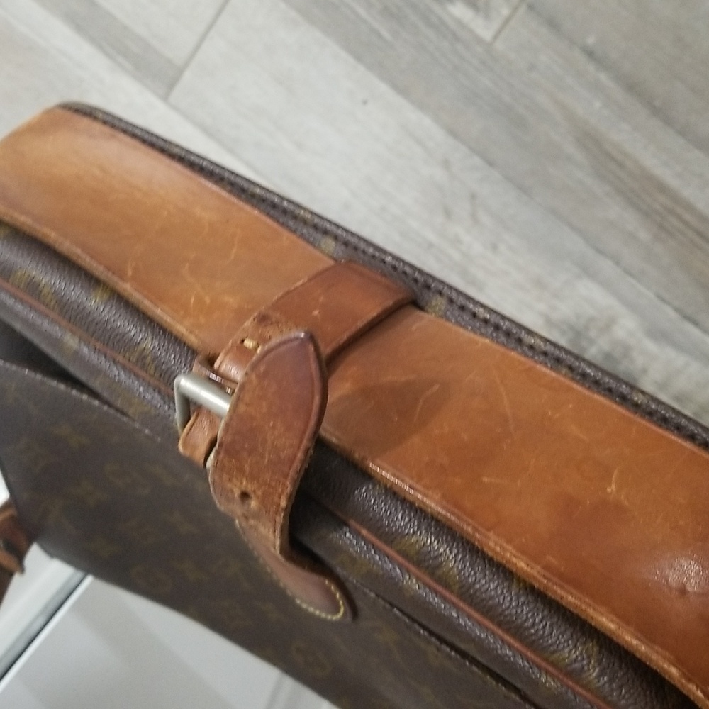 Purse - Picture 10 of 17
